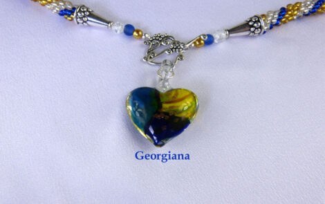 collier de perles Georgiana/www.metiersdart-cadeaux.com