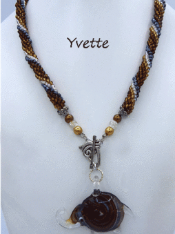 Collier de perles Yvette