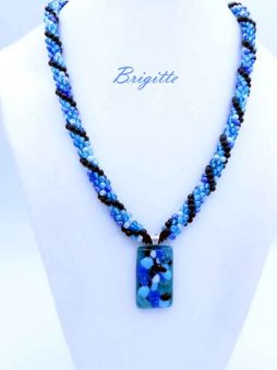 Collier de perles Brigitte